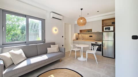 Successful Airbnb property: House Elea: deluxe summer stay in Δήμος Σιθωνίας