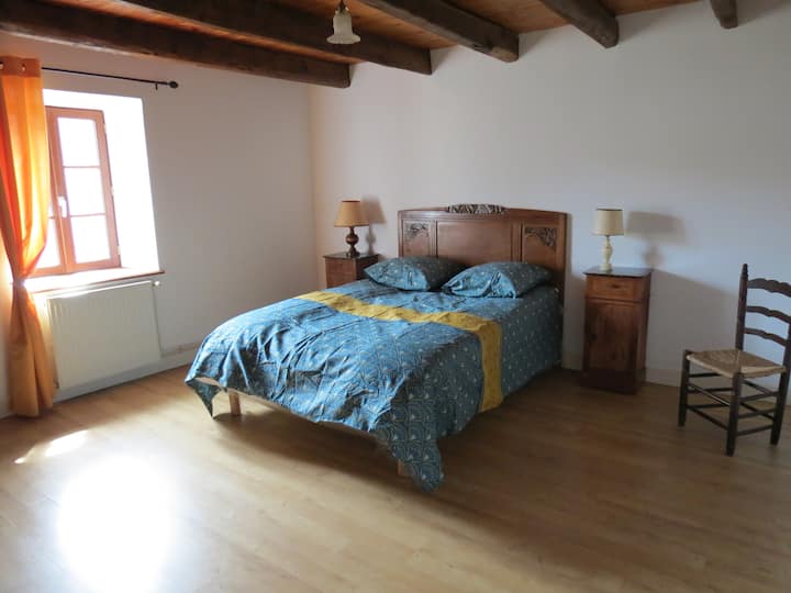 1. kat, spavaća soba 1 (16m ²)