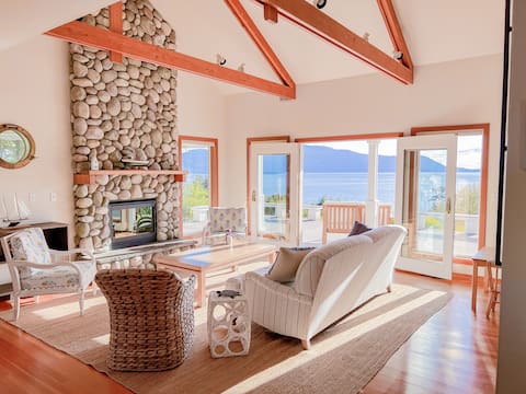 Sunset, Water Views w/Hot Tub, Large Deck, Privacy