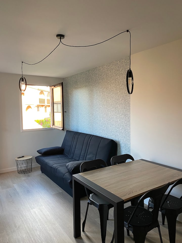 Appartement Proche Plage Avec Terrasse Et Parking - Leucate