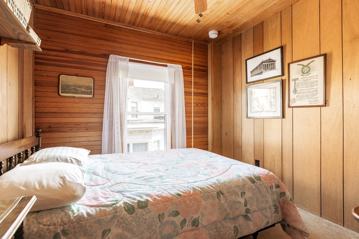 Spálňa 4 s bočným výhľadom na oceán (zima)