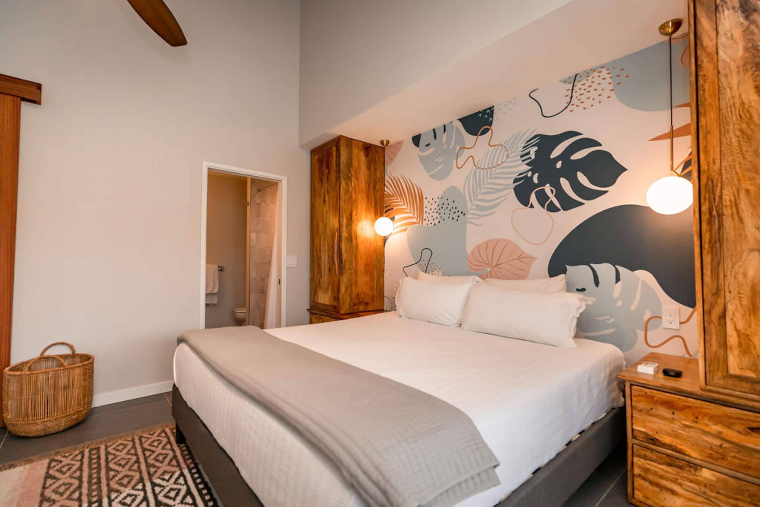 Condo in Kahuku · ★4.97 · 2 bedrooms · 3 beds · 2.5 private baths - Image 21