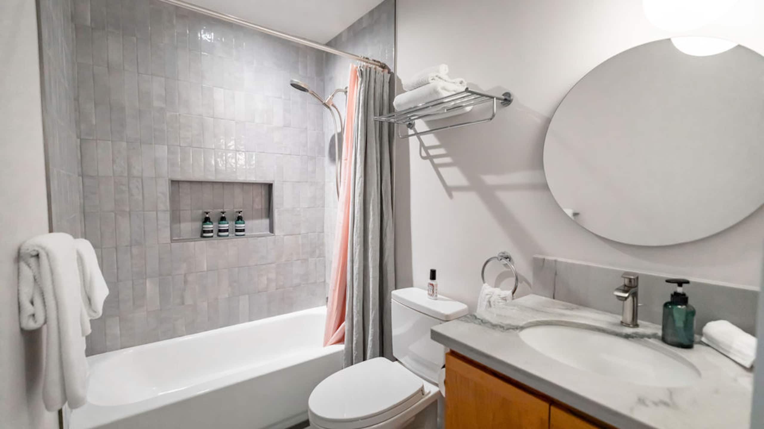 Condo in Kahuku · ★4.97 · 2 bedrooms · 3 beds · 2.5 private baths - Image 31