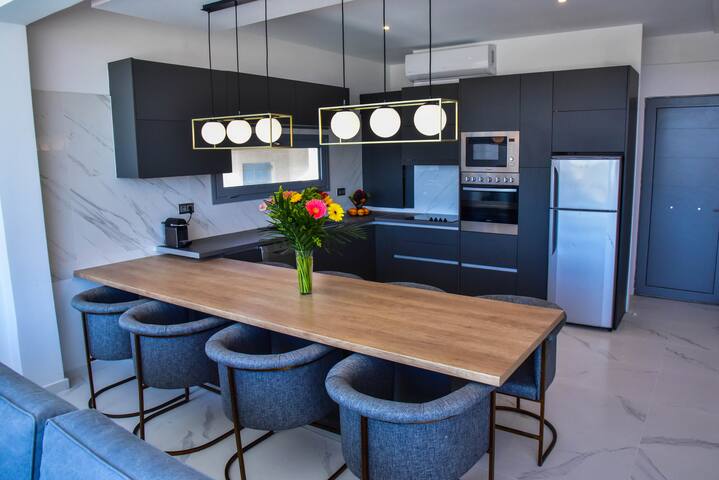 Sunrise Sea View Villa gallery image 3