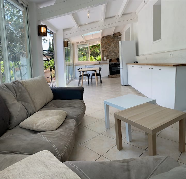 Maison En Campagne Piscine Privée Et Privative - Carqueiranne