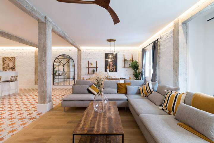 Spacious and modern with refreshing floor gallery image 4