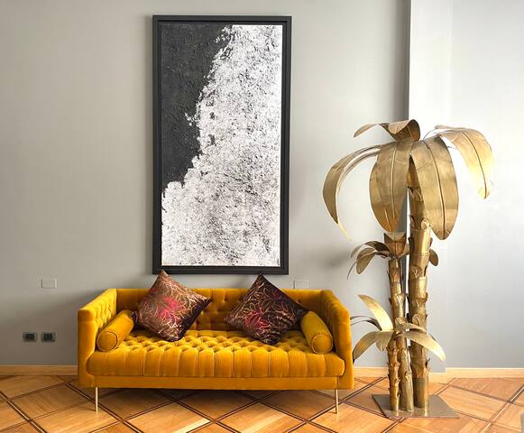 Elegant Apartment by Milan Duomo, 2 BD, 5 guests