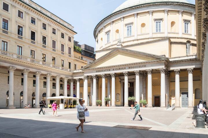 Elegance apartment, Next to the Duomo, city center gallery image 4