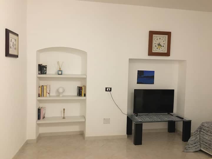 Casa Chiarina
Monolocale - Centro Storico - Rodi Garganico
