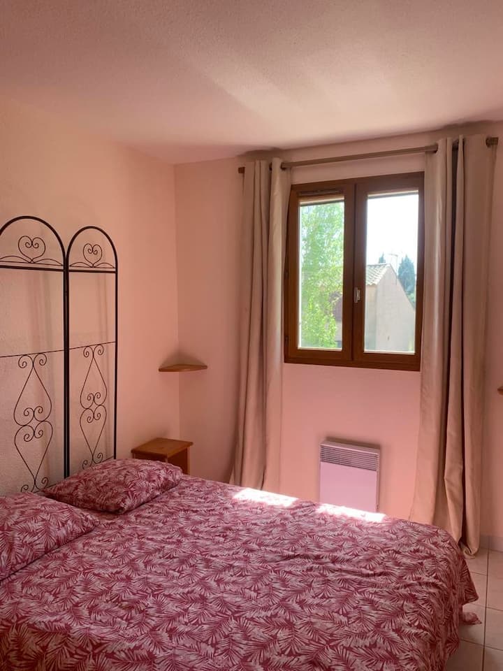 غرفة النوم 2