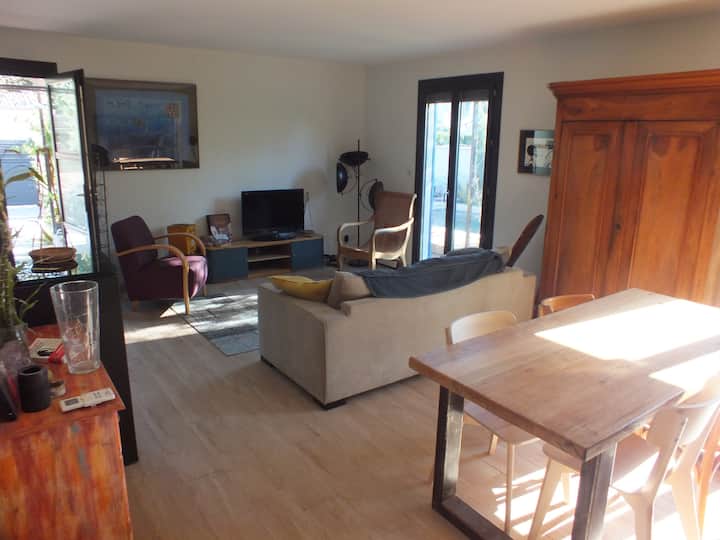Maison Tranquille Avec Piscine - Avignon