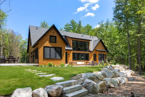 Cedar Lane Lodge - Luxury Lake House