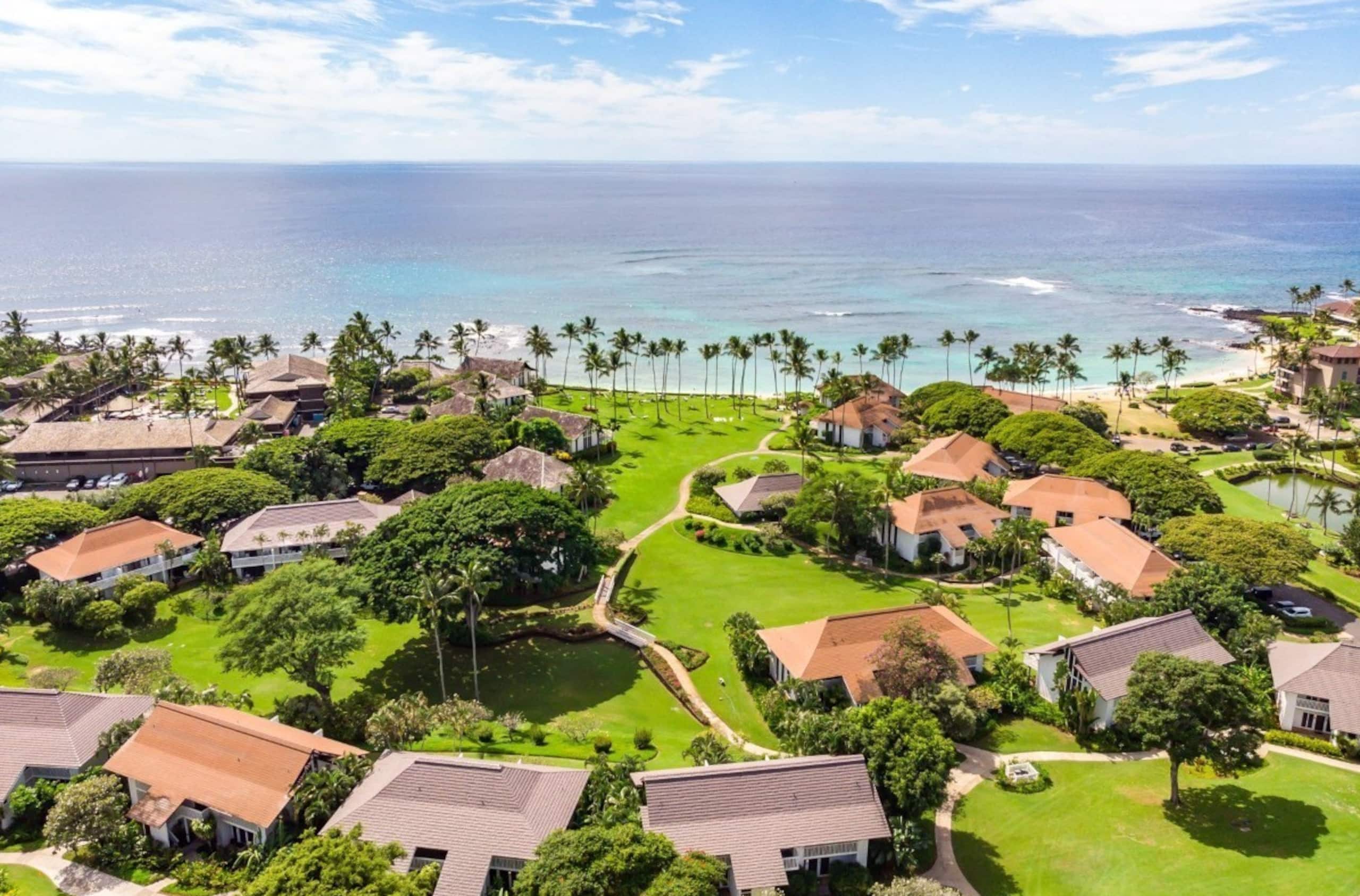 Poipu Beach Private Balcony Condo, A/C, Pool - Photo 31