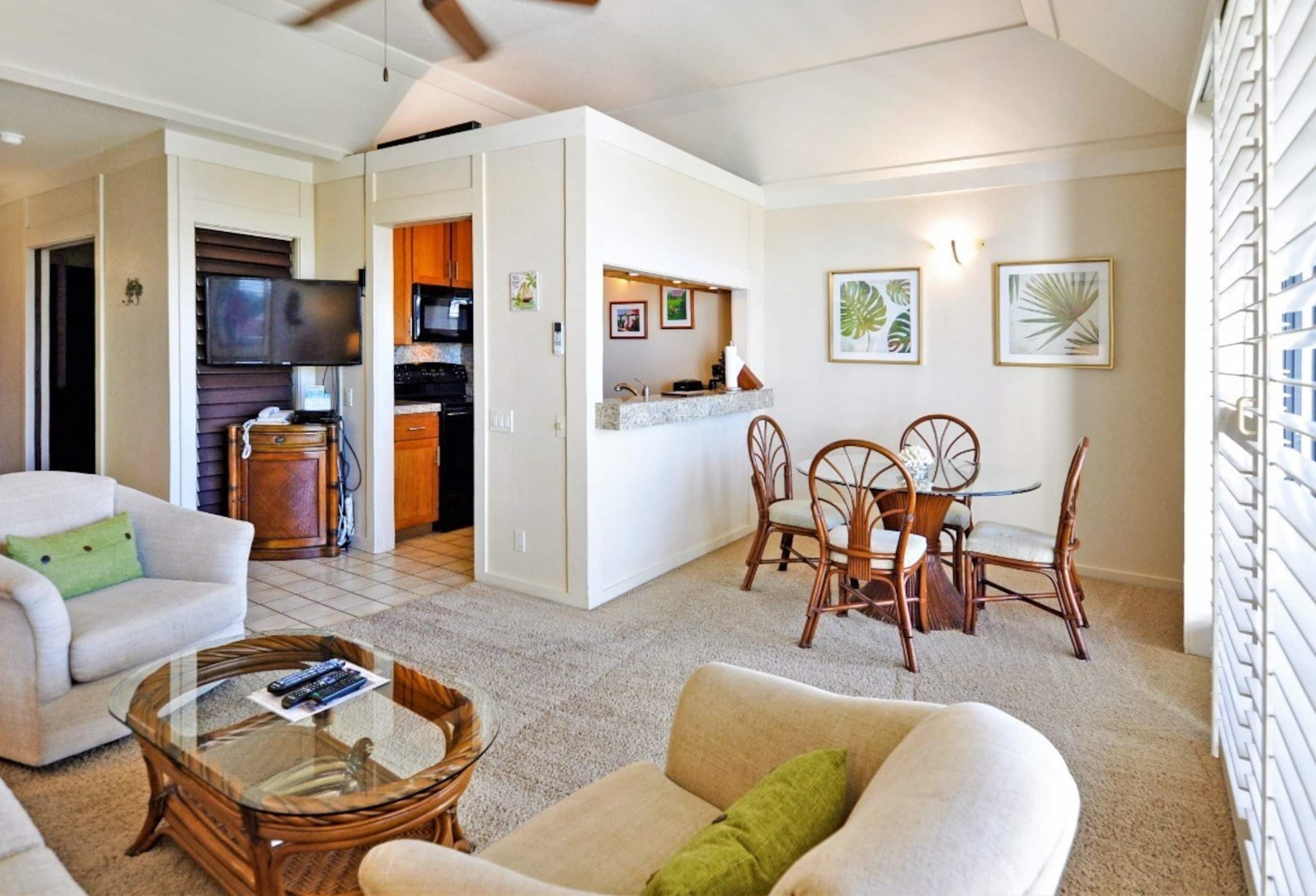Poipu Beach Private Balcony Condo, A/C, Pool - Photo 10