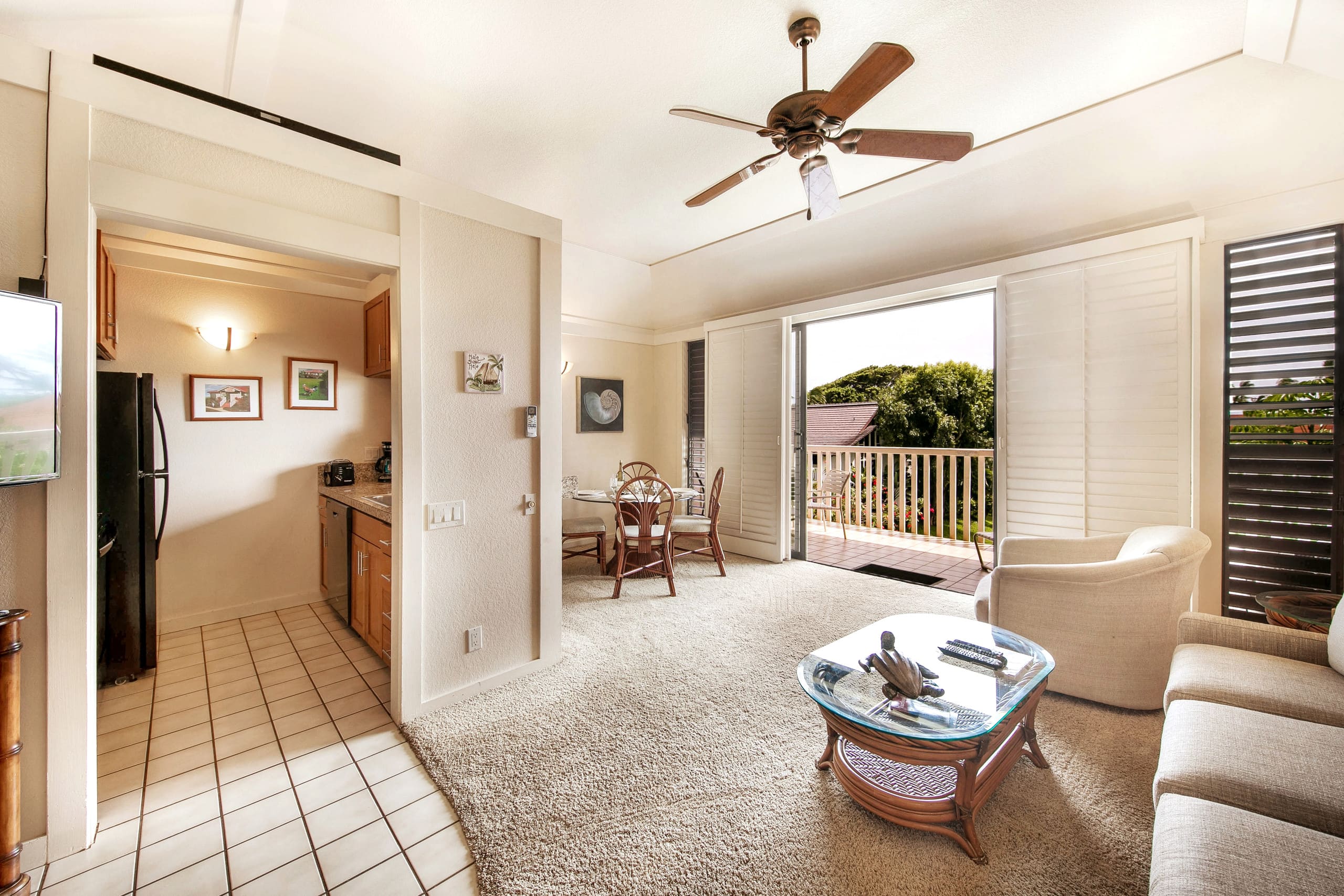 Poipu Beach Private Balcony Condo, A/C, Pool - Photo 5