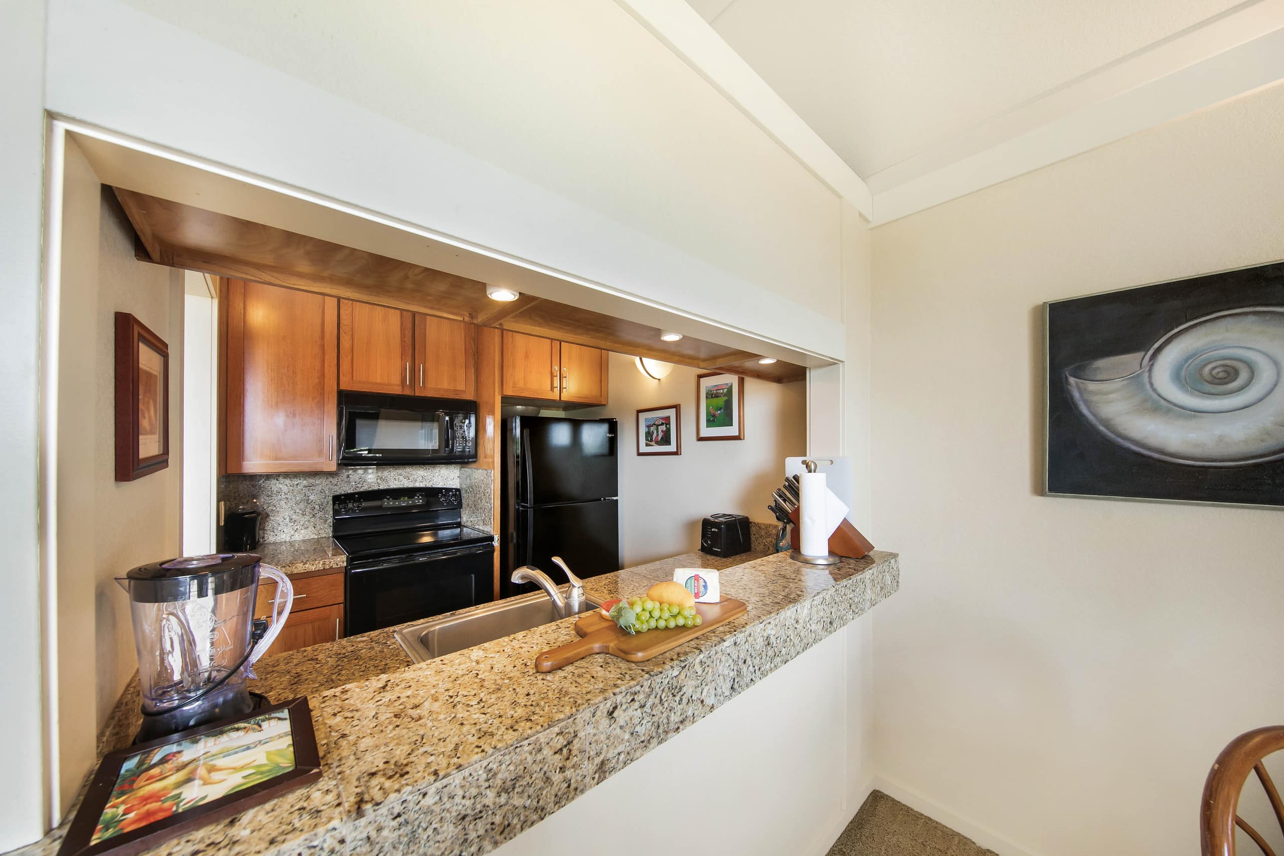 Poipu Beach Private Balcony Condo, A/C, Pool - Photo 9