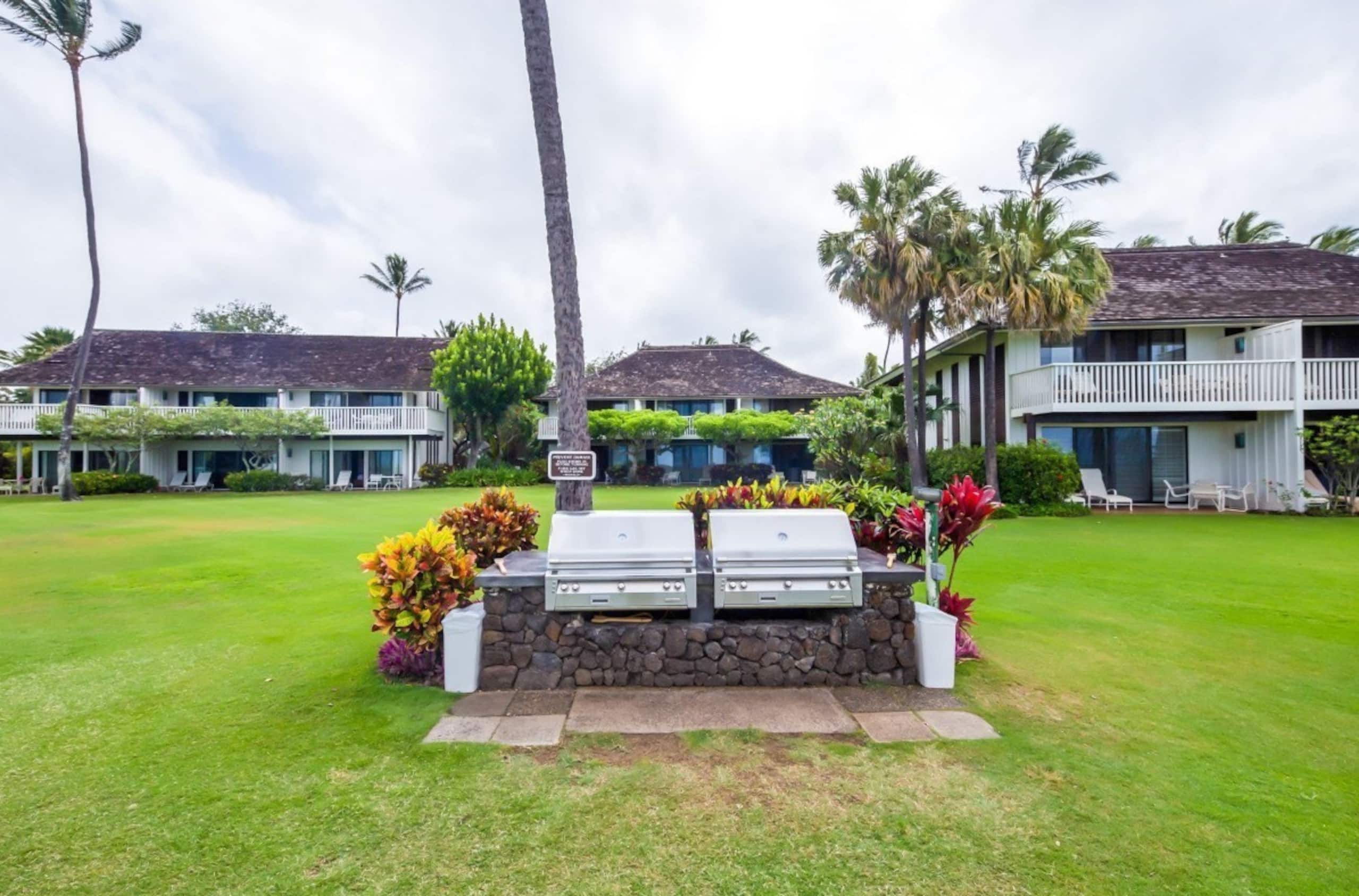 Poipu Beach Private Balcony Condo, A/C, Pool - Photo 27