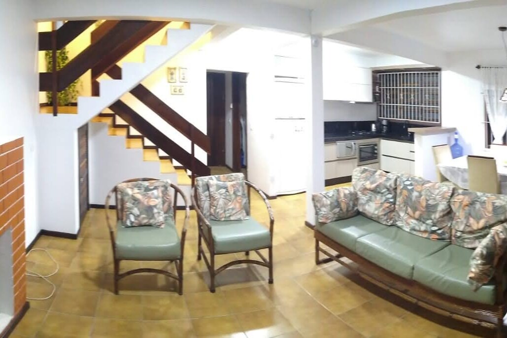 Successful Airbnb property: The real Itaguaçu Beach House! in Joinville