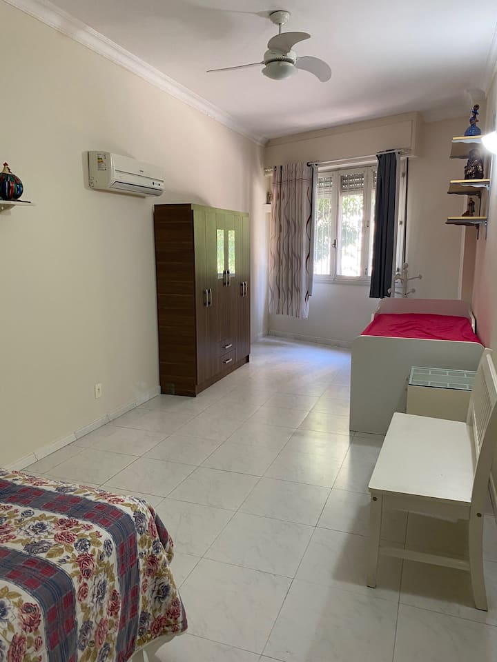 საძინებელი 1