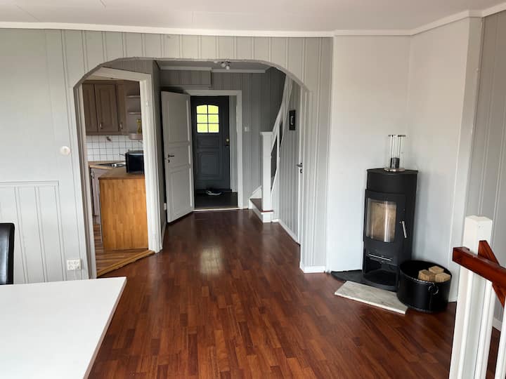Semi-detached house with stunning location and views