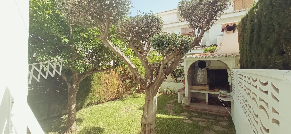 Almardà Vacation Rentals & Homes - Comunitat Valenciana, Spain | Airbnb