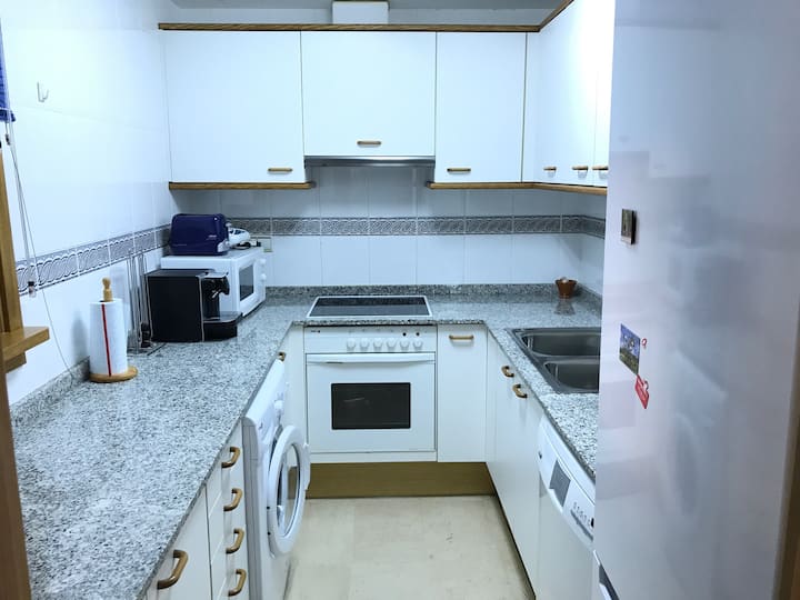 22-2. Zentrum Salou. Atico. Piscina Y Vistas Mar. - Salou
