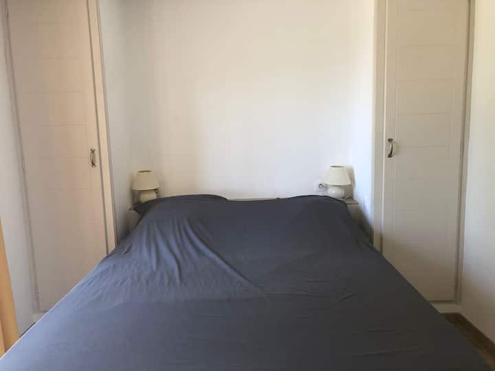 habitación doble con armario