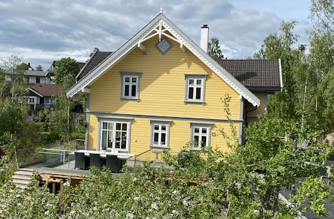 Popular Airbnb listing: Cozy house 30 min from Oslo, close to lakes in Asker