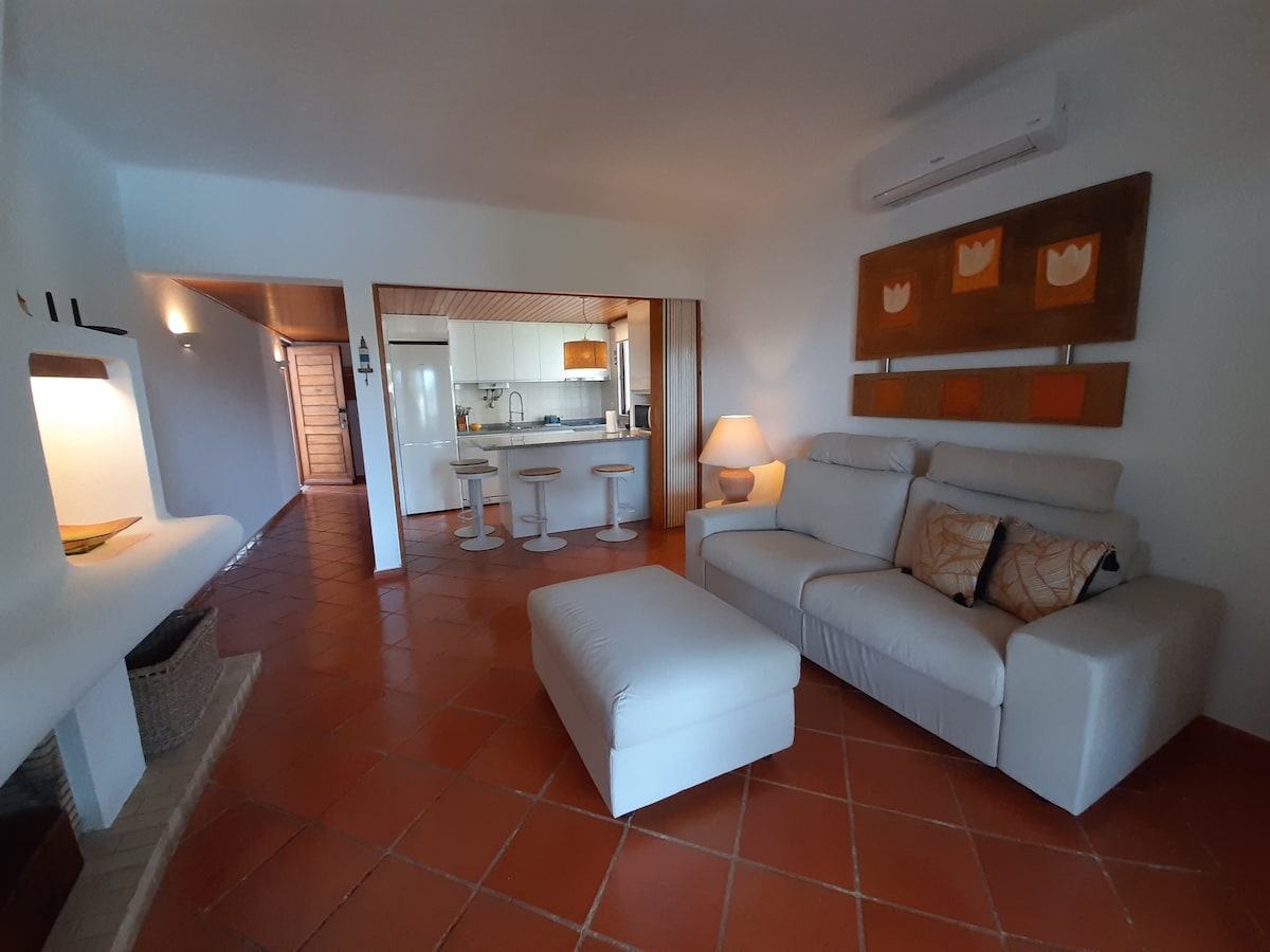 Living room with sofa bed, air conditioning and fast internet.