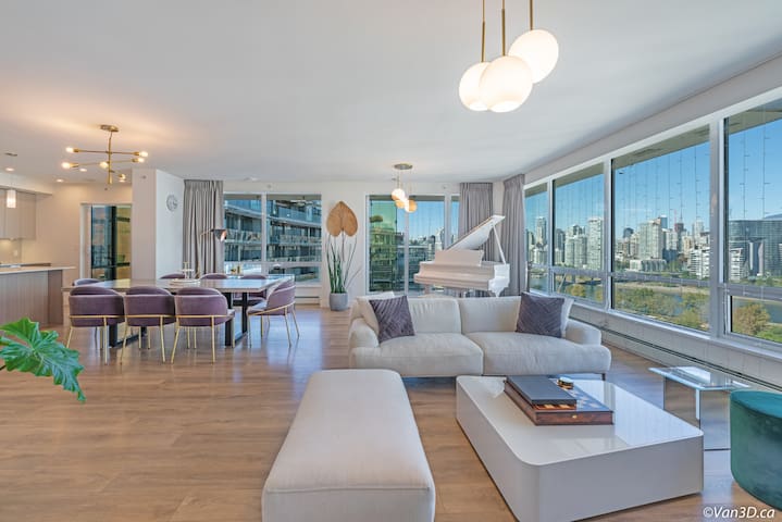 Olympic Village Penthouse – Water + City Views