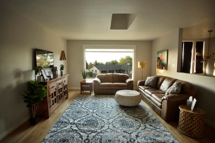 Open & Spacious - Red Rocks, Denver & Mountains - Golden, CO