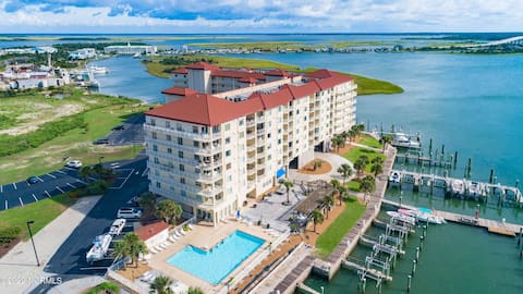 Gorgeous Inlet View - Balcony & Pool