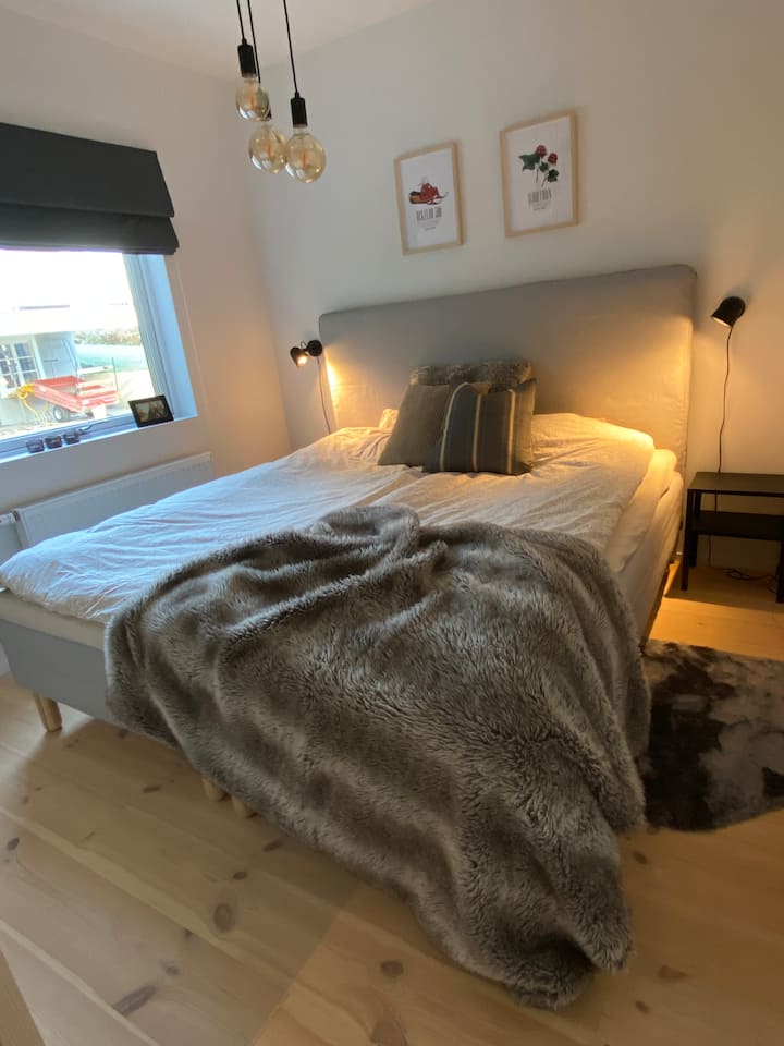 ห้องนอนใหญ่