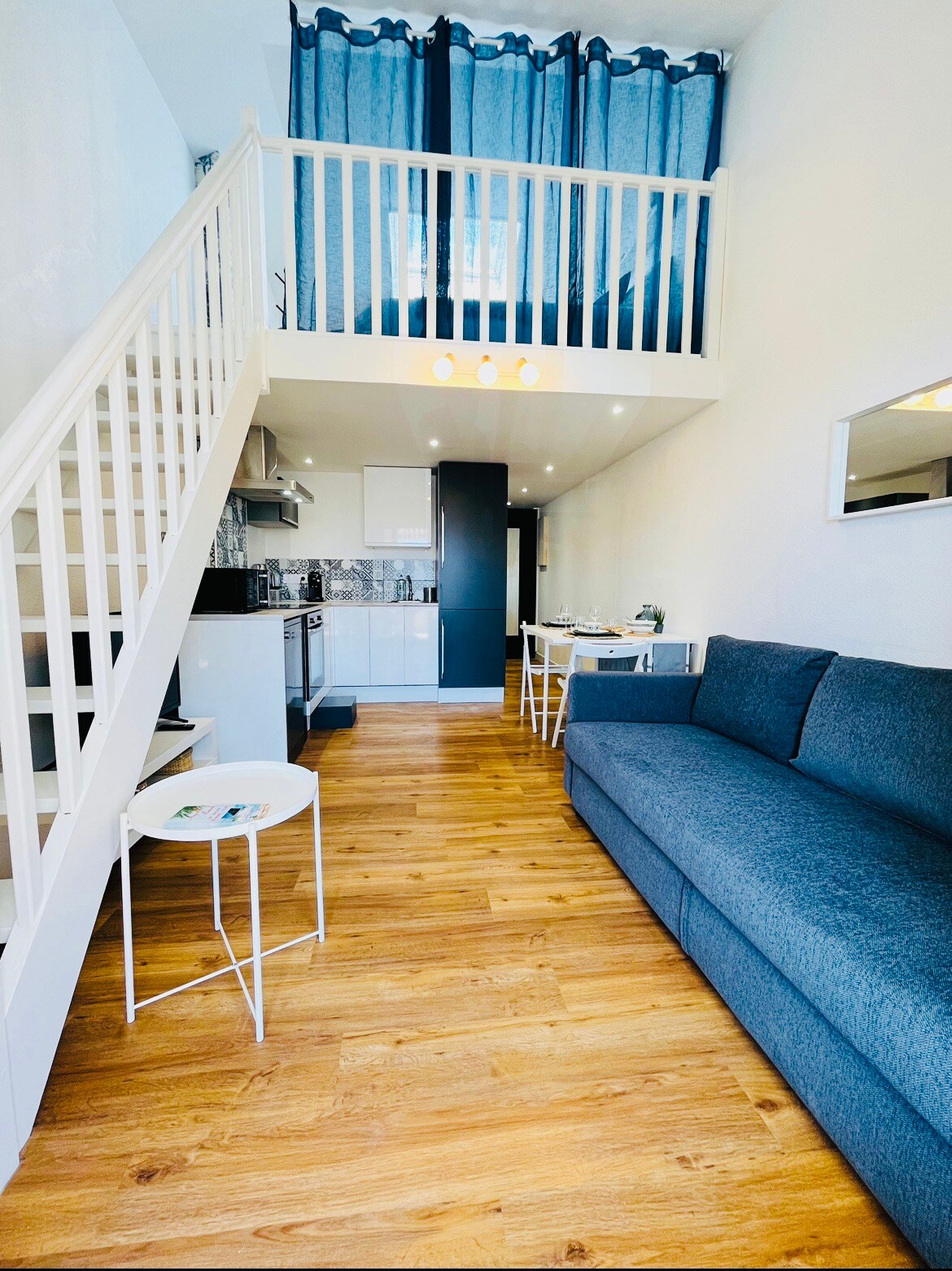 Propriété Airbnb réussie: Apartment nine-south-ocean- balcony - quiet-parking à Les Sables D'olonne