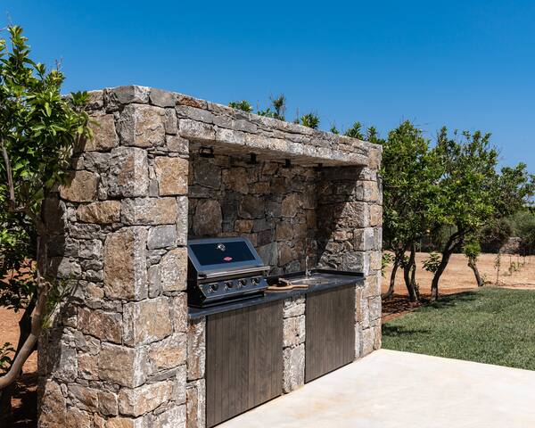 Citrus Grove – Lemon Tree Villa gallery image 3