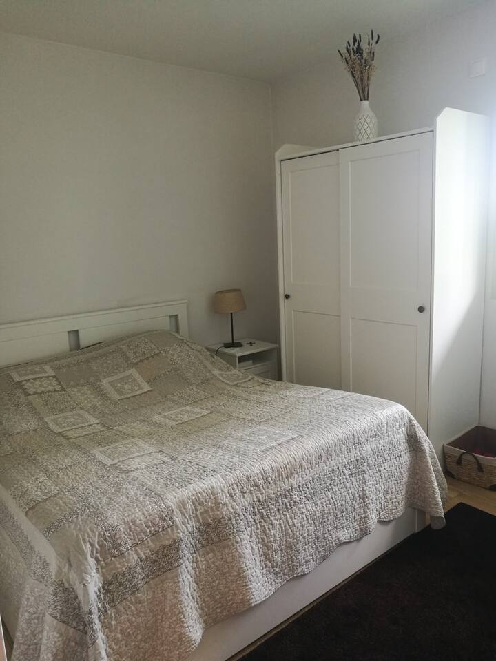 غرفة النوم 1