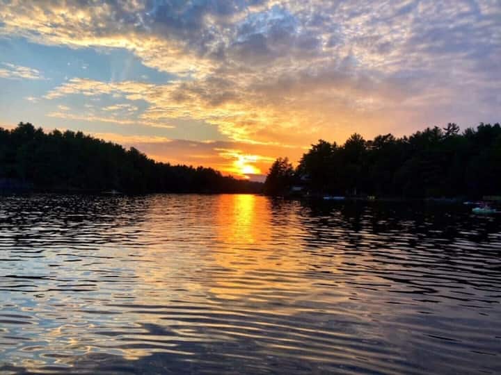 "Serenity In Muskoka" Beautiful Waterfront Cottage - Bala (Canada)