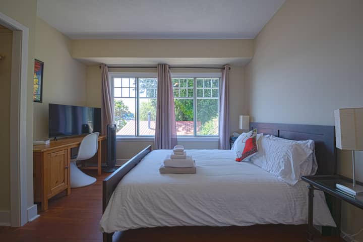 Third bedroom on second floor with double bed.