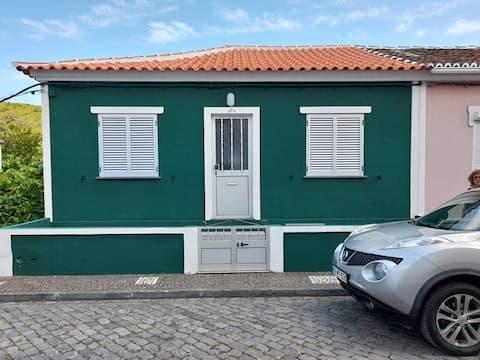 Charming home - 1 min walk to beach