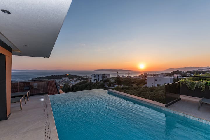 Makarska-Touristic managed Airbnb listing 3