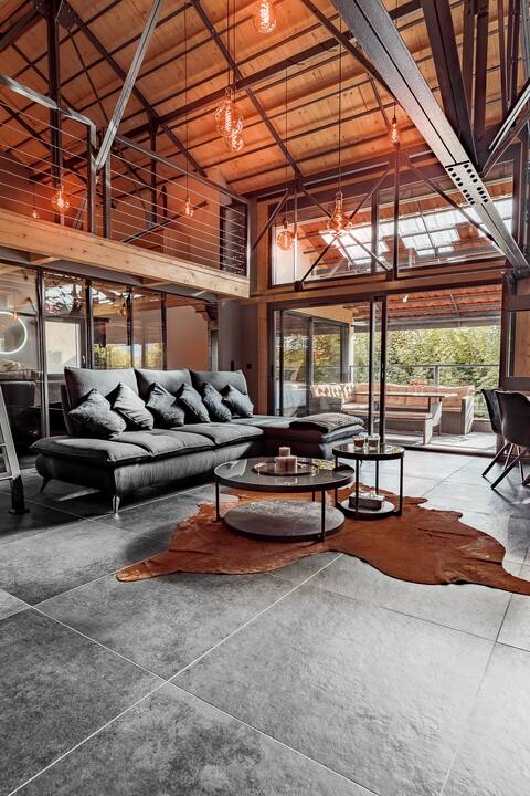 " La Limonaderie" Loft with Jacuzzi