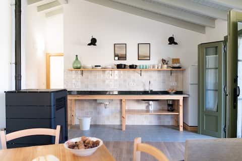 Top Airbnb: Monte Zarro. Country house with garden and barbecue. en Cudillero