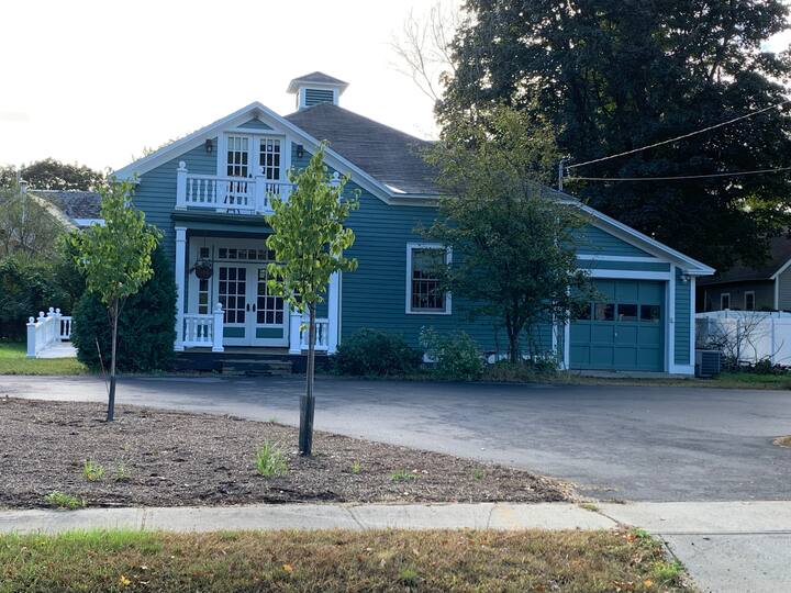 Historic 1905 Carriage House Charming Houses for Rent in Glens