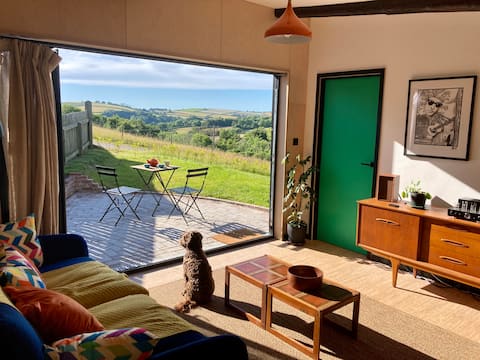 Pur Dhu - a Cornish bolt-hole