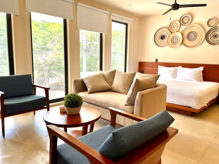 Bohemian 2-br | 2nd Floor, Roof Top Pool, Wifi - Quintana Roo