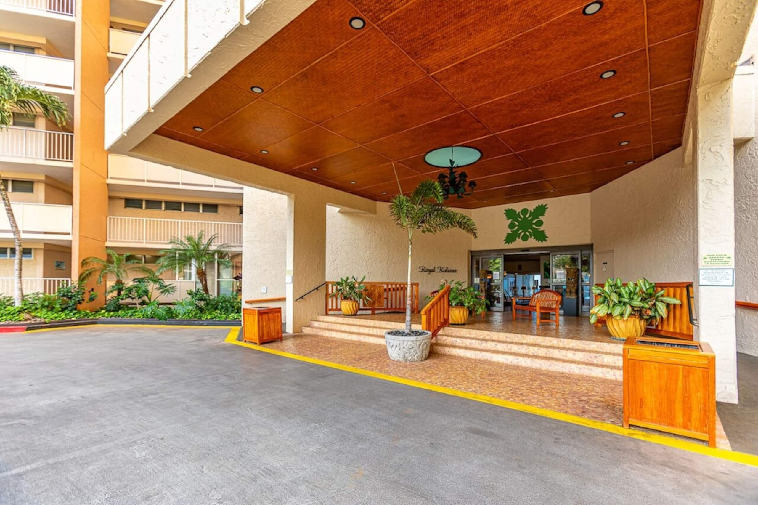 Condo in Lahaina · ★4.85 · 1 bedroom · 1 bed · 1 bath - Image 20