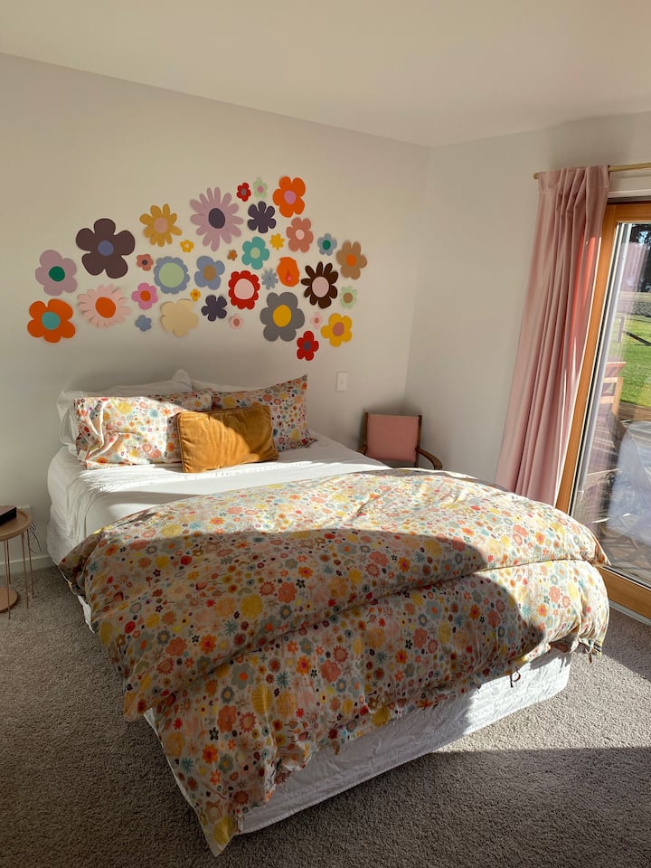 2. spavaća soba - bračni krevet (1,6x2)