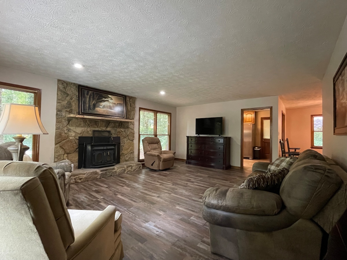 Popular Airbnb listing: The Bunkhouse in Cartersville