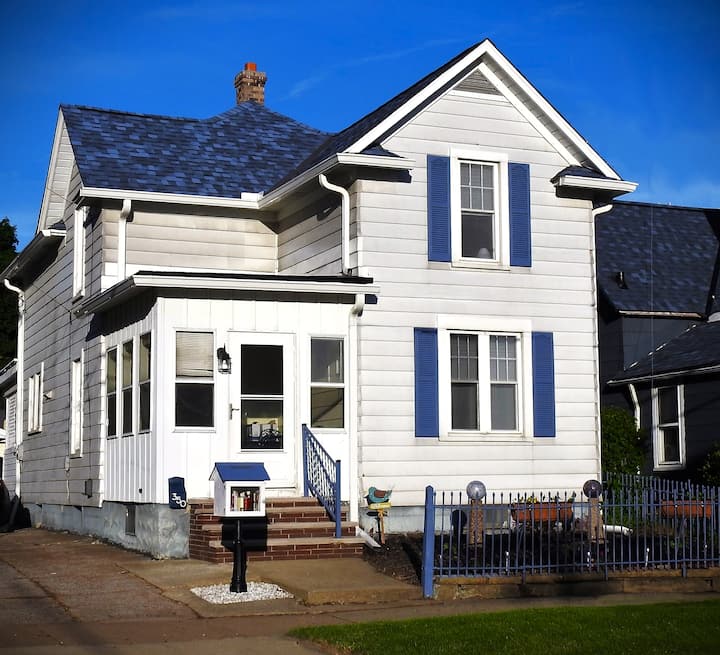 Fairport Harbor Vacation Rentals & Homes Ohio, United States Airbnb