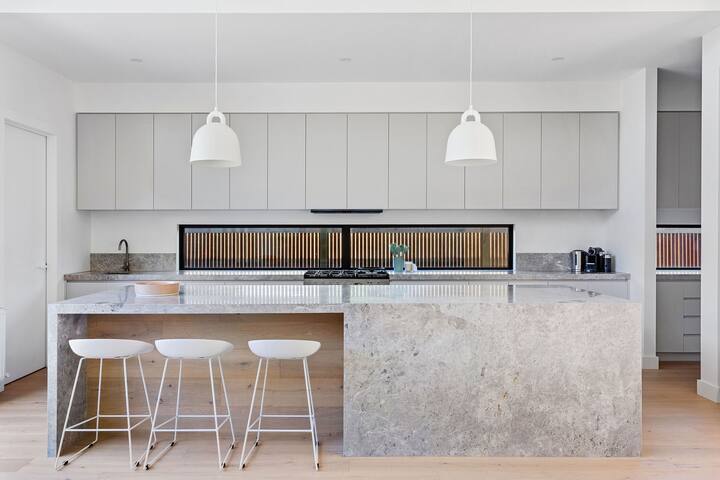 Oceanside Lifestyle gallery image 5